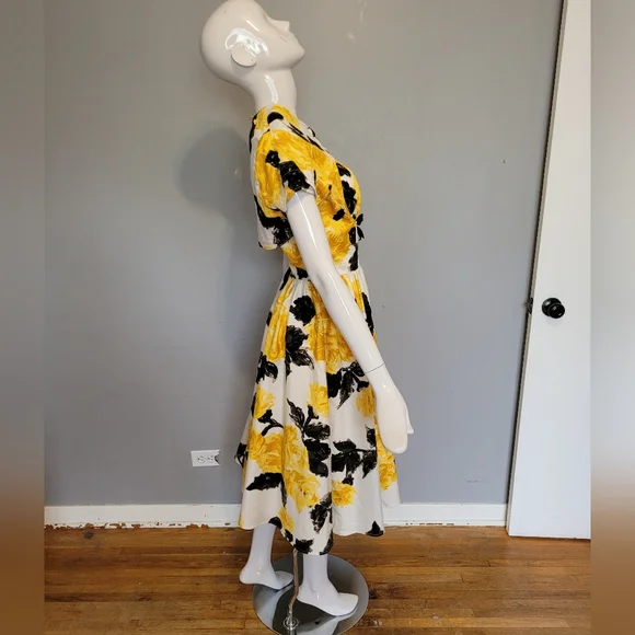 Pinup Couture Evelyn Yellow Roses Swing Dress + Bolero, VGUC, Size XL - Picture 5 of 11